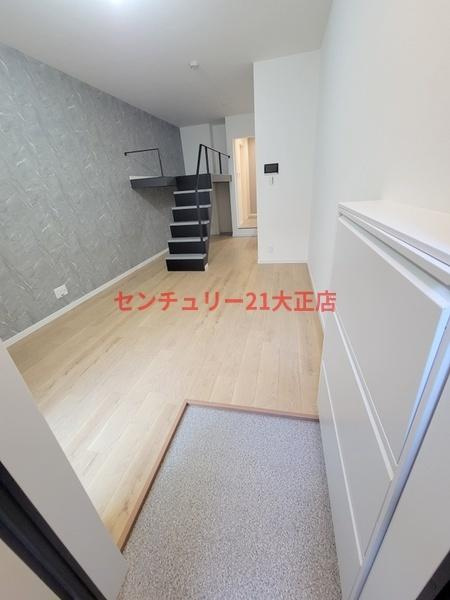 Nesta　Residence大正の玄関