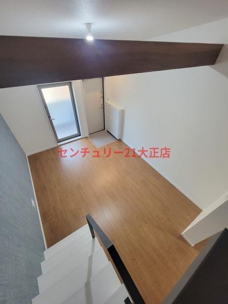 Nesta　Residence大正の駐車場|洋室
