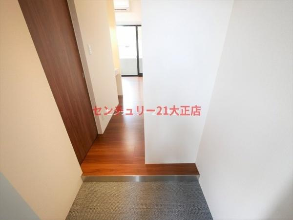 JJ CORT市岡の玄関