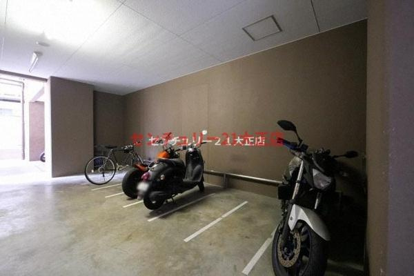 エステムコート難波WEST－SIDE大阪ドーム前のエントランス