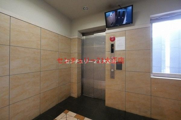 エステムコート難波WEST－SIDE大阪ドーム前のエントランス|★エレベーターで楽々★