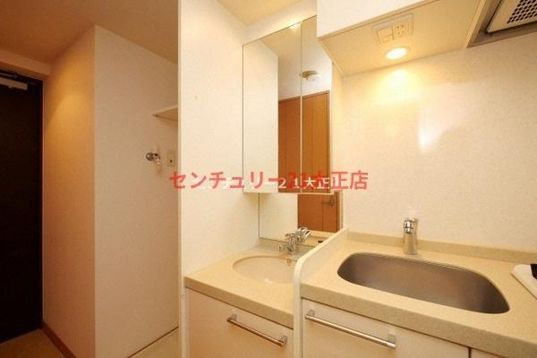 エステムコート難波WEST－SIDE大阪ドーム前の洗面所|★人気の独立洗面台★