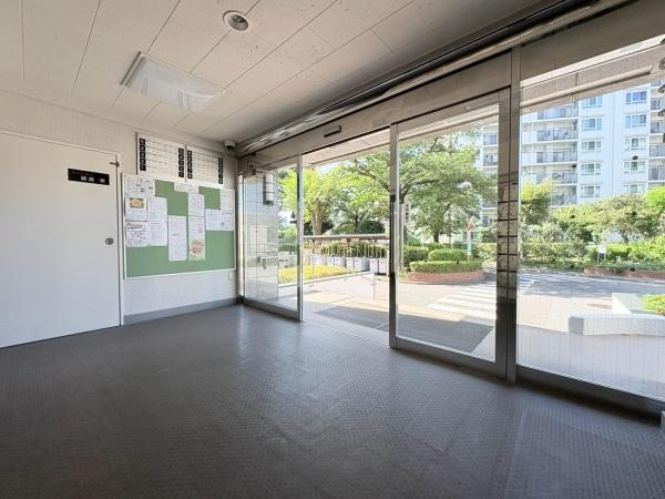 野庭団地６３４・２号棟のその他共用部分|エントランス入口です！