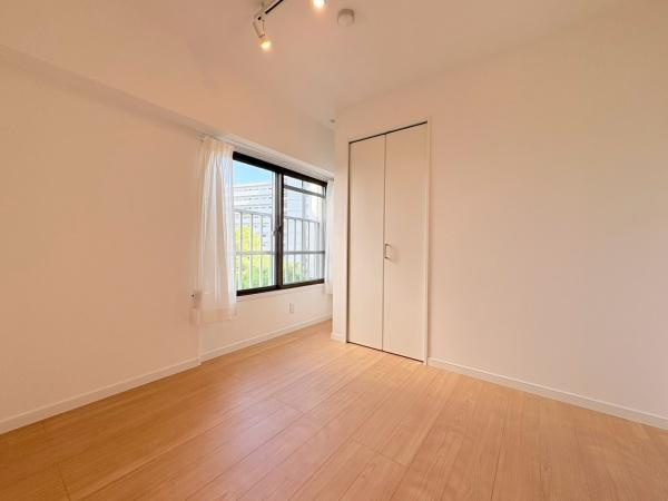 野庭団地６３４・２号棟の子供部屋|子供部屋4.7帖！お子様部屋やお仕事部屋としてもお使いいただけます！ご家族の成長に合わせた使い方ができそうです！