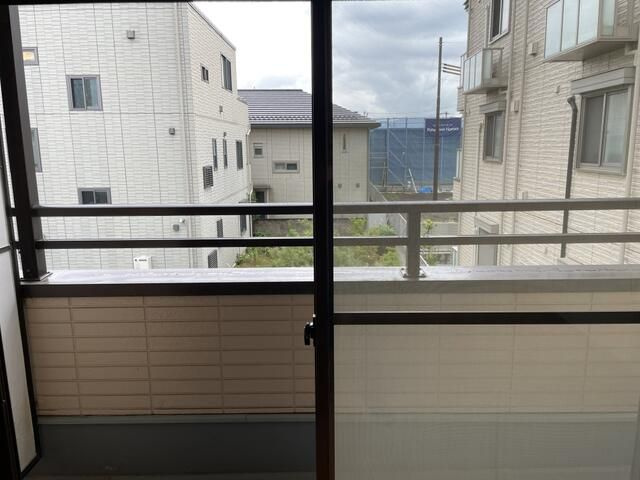 シオン　ＡＮＤＯのバルコニー