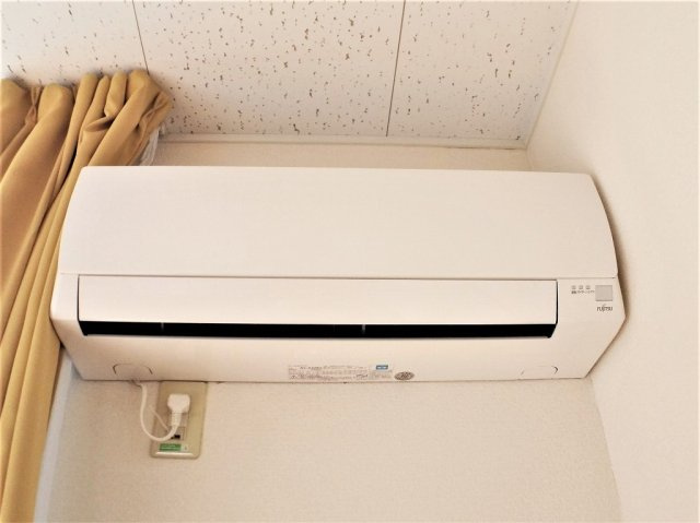 レオパレスフローラのその他|エアコン