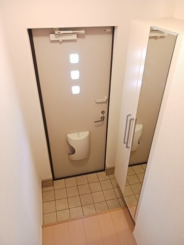 ヒル　クライムの玄関