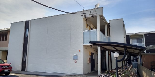 レオネクストオールリバーの外観