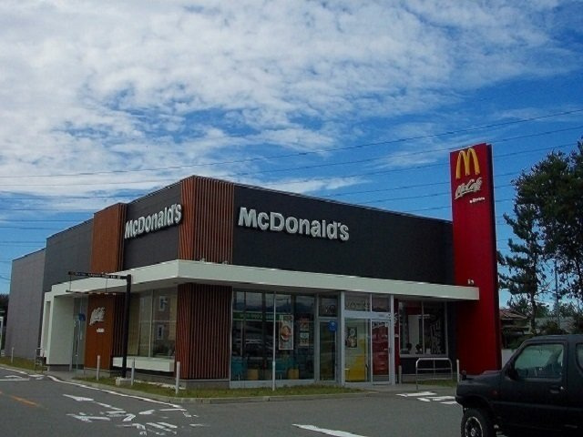 サンパティーの周辺|マクドナルド　飯島店まで900m