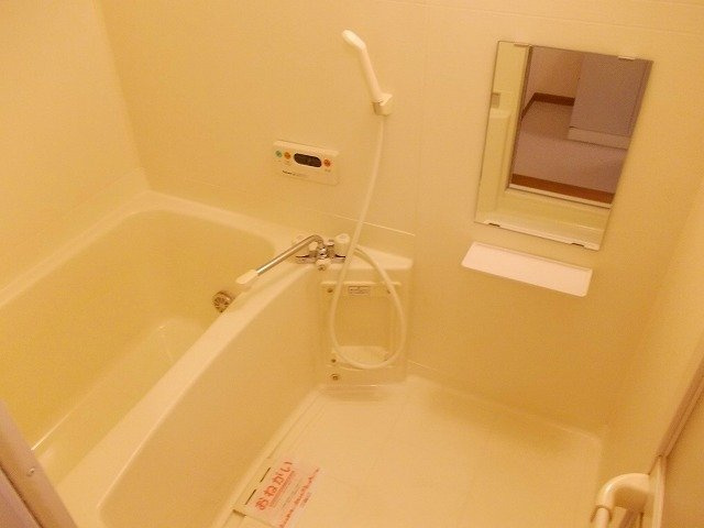 サンパティⅢの浴室|お風呂です