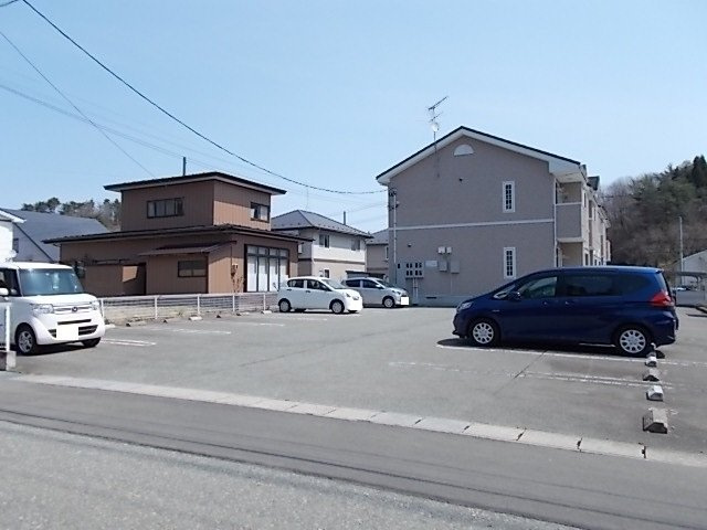 ベルフラワー鳥越の駐車場|駐車スペースもあります