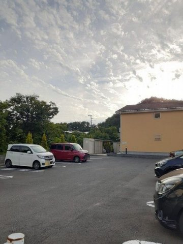 四季彩の駐車場|駐車場があります