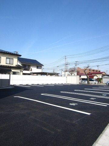ベルナベウの駐車場|駐車場に車を止められます