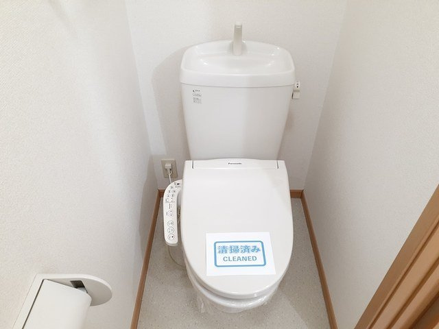ボヌールⅡのトイレ|コンパクトで使いやすいトイレです