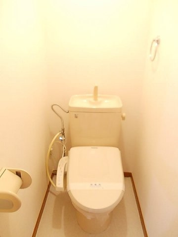 プリムローズのトイレ|コンパクトで使いやすいトイレです