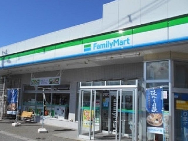 インフィニティエアポートＳ　Ｂの周辺|ファミリーマート割山店まで1131m