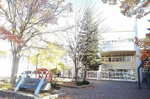 パークサイドＡの周辺|屯田西小学校まで400m