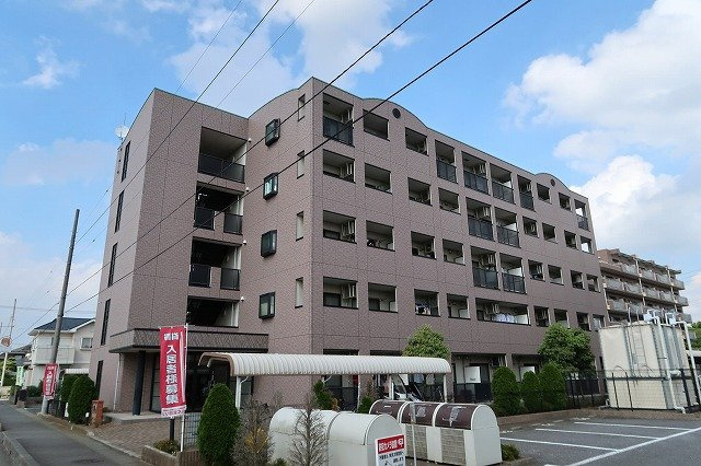 キャッスルタルイ参番館の外観