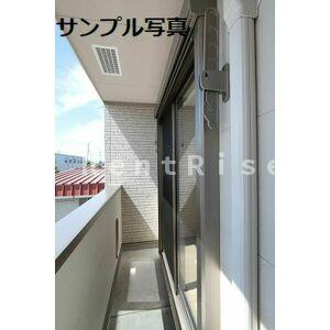 Raffinato中里のエントランス