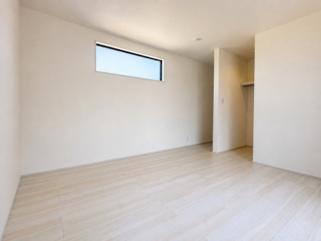 宇治市伊勢田町名木１丁目の洋室