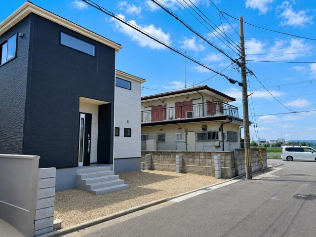 宇治市伊勢田町名木１丁目の前面道路含む現地写真