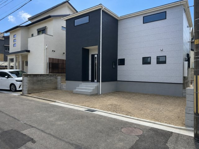 宇治市伊勢田町名木１丁目の外観