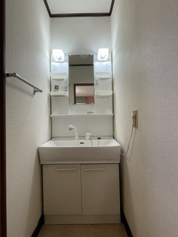 コーポラス大和の洗面所