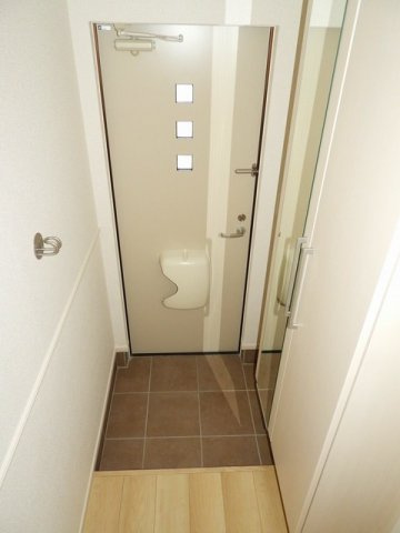 グランドール　リアンの玄関|収納もある玄関です