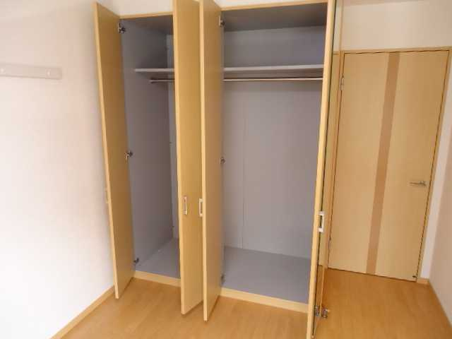 ラルゴの収納|クローゼット