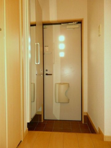 カーサ　フィオーレ　Ⅱの玄関|毎日通る玄関はこちらです