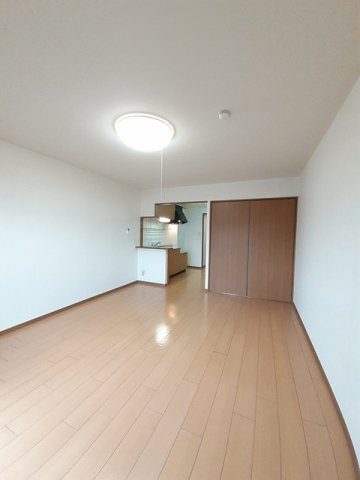 エテルノジェンテのその他