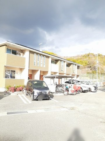 マンリーの駐車場|駐車場に車を止められます