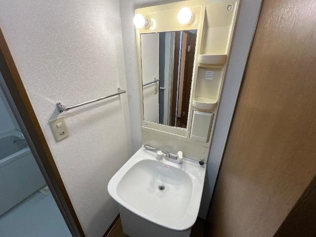 アスパラ館の洗面所|洗髪洗面化粧台