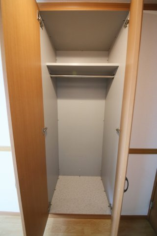 グランディール東海の収納
