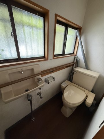 2026/7/29NEW　戸建　高山市下岡本町　750万のトイレ