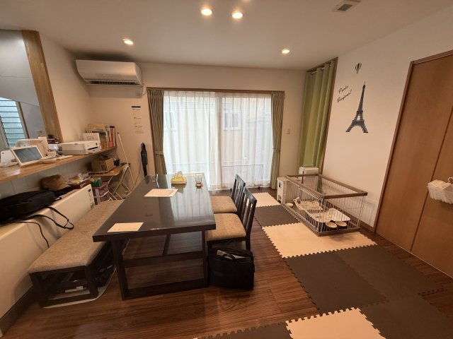 26/8/1商談中　戸建　高山市赤保木町　2180万（26/7/6新規）の居間・リビング