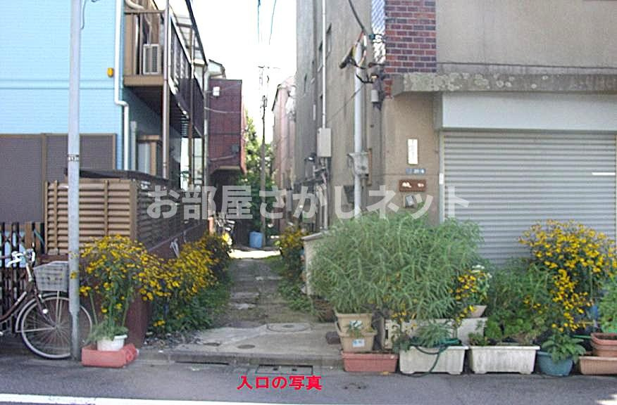 クレスト駒込Ⅱのその他共用部分|道路から敷地への入口