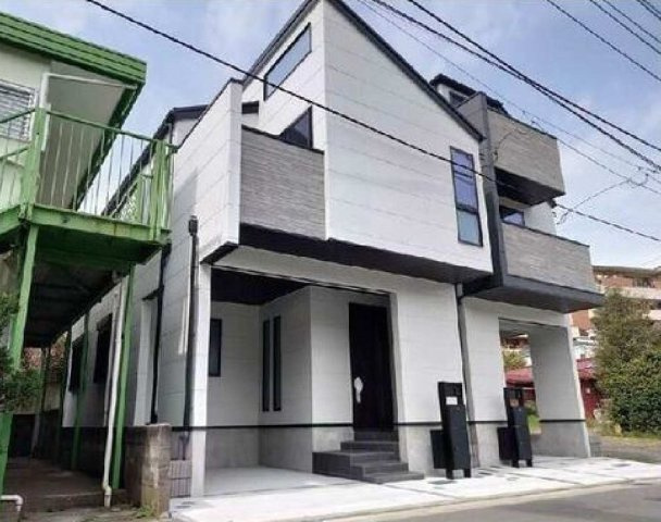 【横浜市磯子区岡村4丁目21-27新築戸建て】★仲介手数料無料★（岡村小学校・岡村中学校）の外観