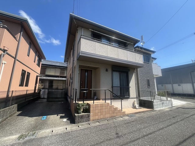 「太陽光パネル付き」南国市大そね乙 戸建て