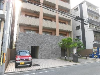エイペックス京都室町の駐車場