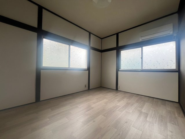 乙木3丁目貸家の寝室