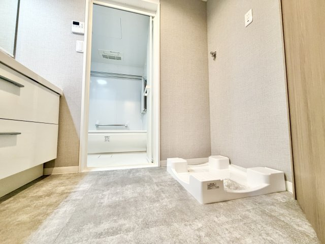 ラビデンス守山町南のランドリースペース