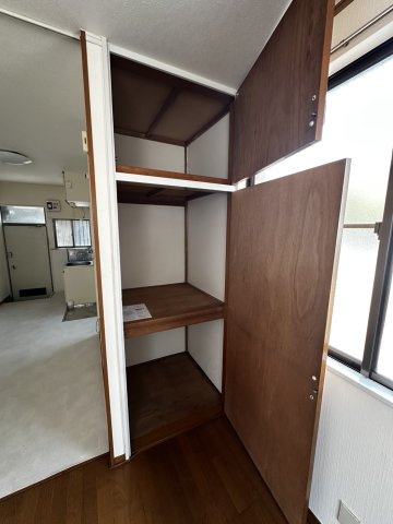 コーポ山口の収納|1階のお部屋の写真です。ご参考下さい。