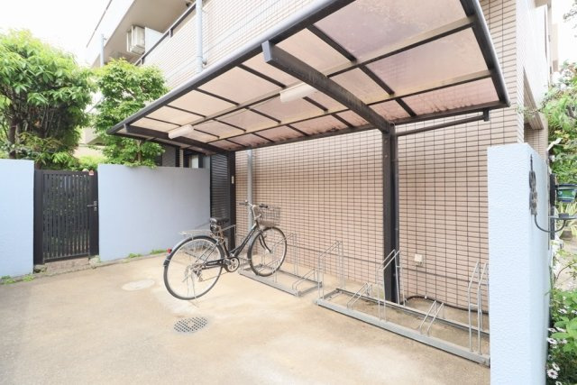 ルパデュソワールのその他共用部分|駐輪場