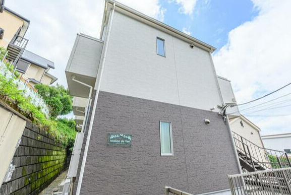 川崎市多摩区西生田５丁目のアパートの外観