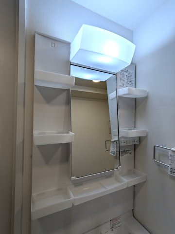 シティウォーク荏原中延の独立洗面台|使いやすい独立洗面台です