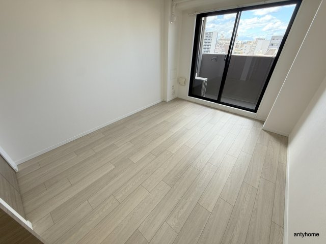 S-RESIDENCE難波Briller　仲介手数料無料の居間・リビング