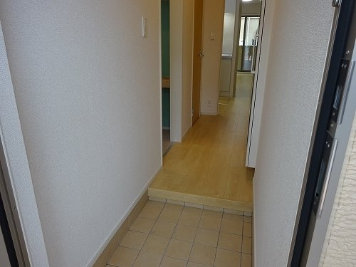 エスペランサ中仁野Ⅵの玄関