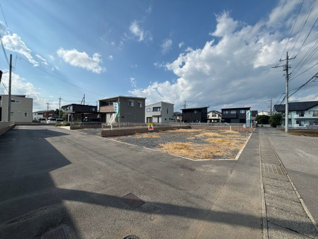 【外観】 | 【邑楽町第３期　現地外観】
※令和８年９月時点