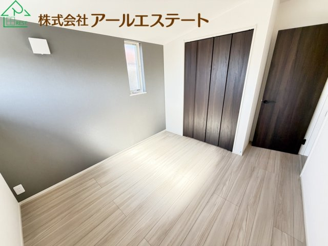 加古川市平岡町新在家　　JR「東加古川駅」徒歩17分の子供部屋|同社施工事例